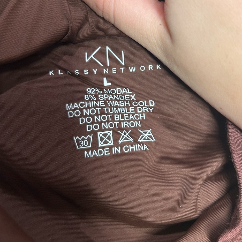 Sheer Mesh Brown Top - Picture 4 of 9